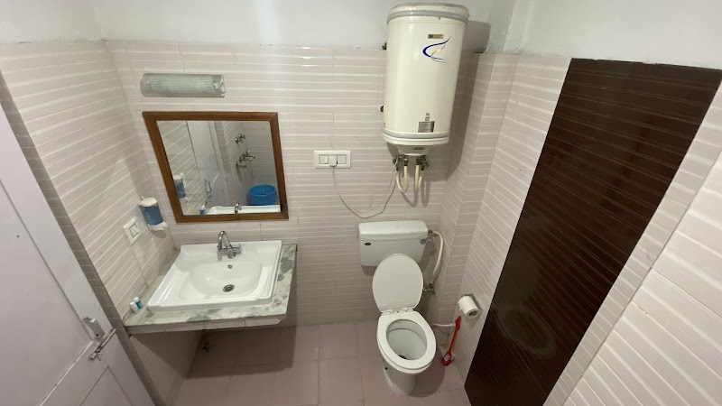 Hotel Hamta View - Hotel Hamta View 1, MDR29, Prini, Manali, Himachal Pradesh 175143, India
