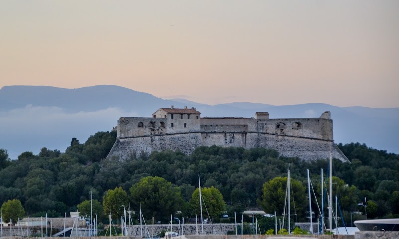 Le Fort Carré - Le Fort Carré Av. du 11 Novembre, 06600 Antibes, France