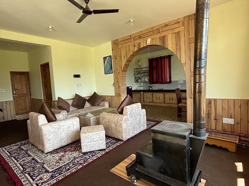 Himalayan Seree Homestay Naggar - Himalayan Seree Homestay Naggar Patlikuhal - Naggar Rd, Naggar, Himachal Pradesh 175130, India