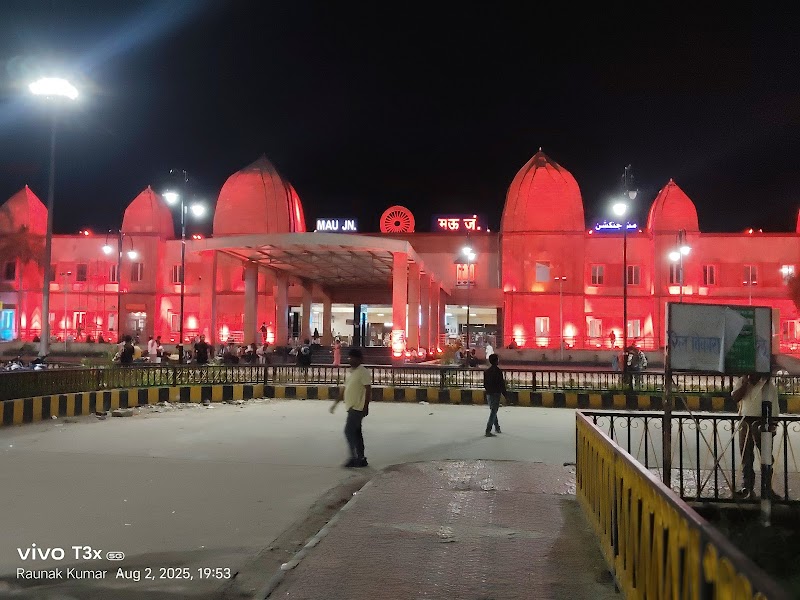 Mau Junction - Mau - Mau Junction - Mau, Jn, Railway Line Road, Railway Colony, Mau, Uttar Pradesh 275101, India