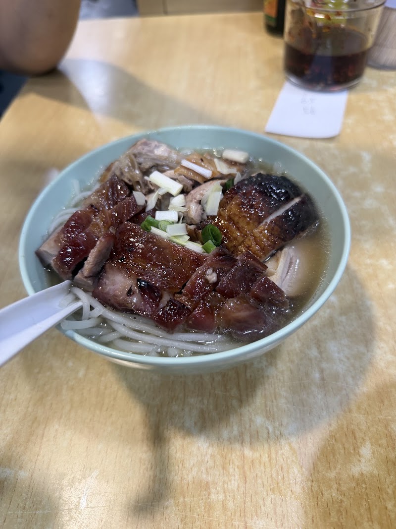 Po Kee BBQ Restaurant - Po Kee BBQ Restaurant 425 Queen's Rd W, Shek Tong Tsui, Hong Kong
