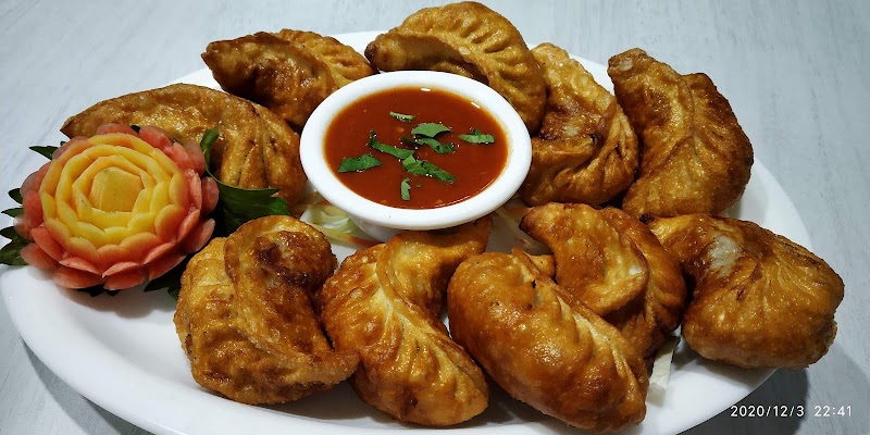 Chinese Corner - Chinese Corner, G-147, Vyapar Kendra Rd, Block C, Sushant Lok Phase I, Sector 43, Gurugram, Haryana 122009, India
