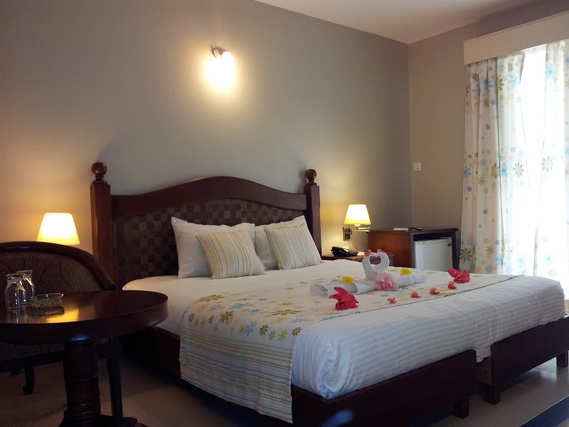 Le Grand Bleu Hotel - Le Grand Bleu Hotel, Coastal Road, Trou-aux-Biches, Mauritius
