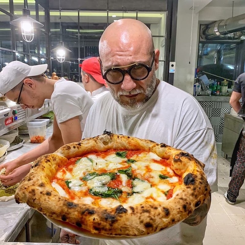 L'Antica Pizzeria da Michele - L'Antica Pizzeria da Michele Via Cesare Sersale, 1, 80139 Napoli NA, Italy