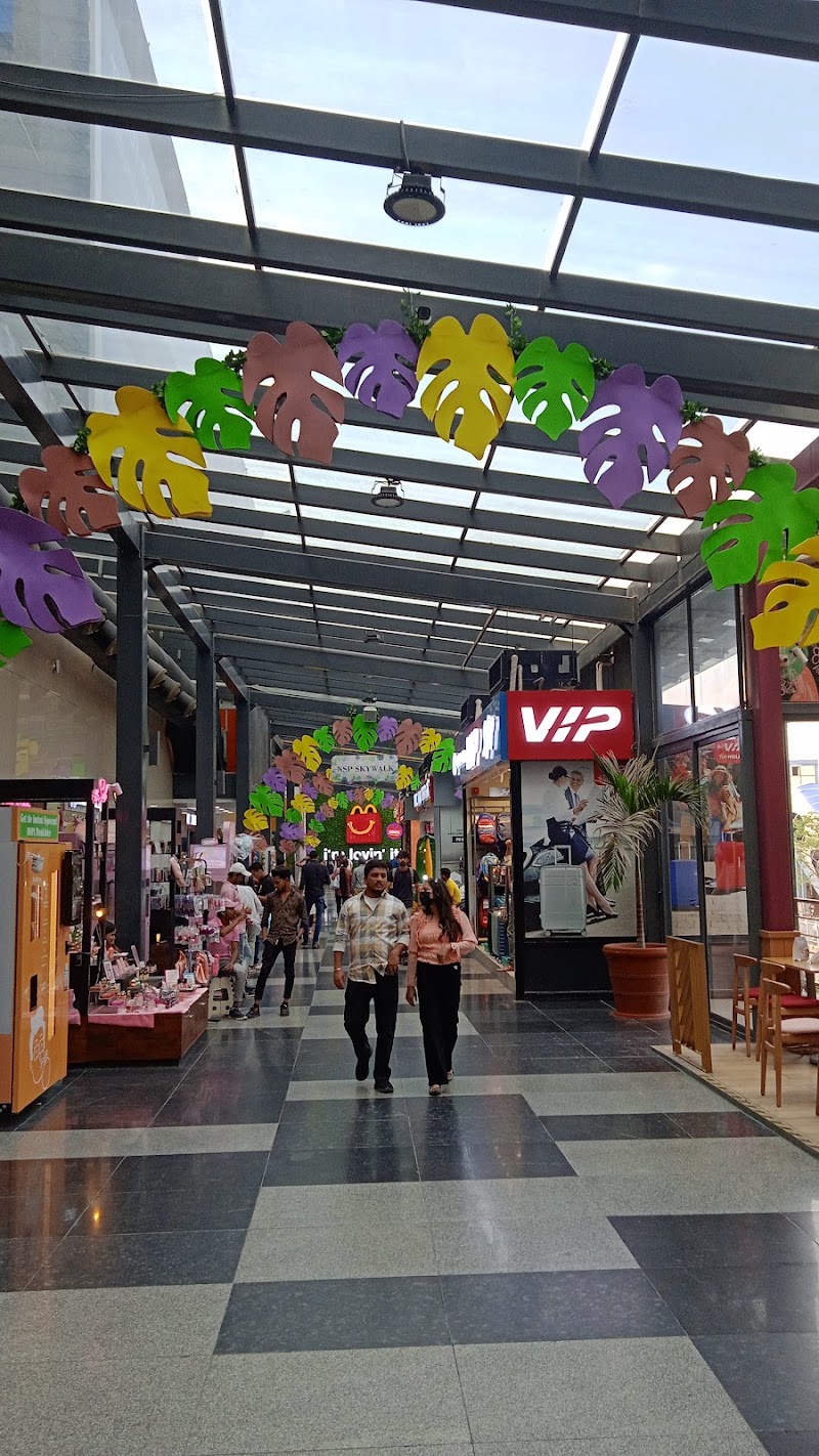 BLAAZE - PACIFIC MALL NSP - BLAAZE - PACIFIC MALL NSP Pacific mall, Netaji Subhash Place, Shakurpur, Delhi, 110034, India