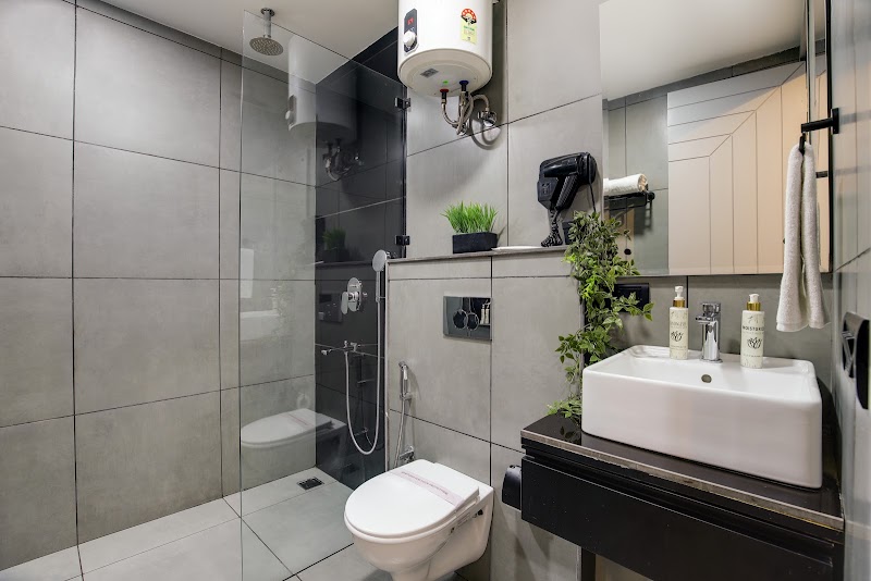 BedChambers Serviced Apartments, Golf Course Road - BedChambers Serviced Apartments, Golf Course Road 1 Block-C, C-524, Block C, Sushant Lok Phase I, Kanahi, Gurugram, Haryana 122001, India