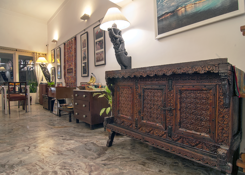 Haveli Hauz Khas - Haveli Hauz Khas G6W2+XG3, P5, Block P, Hauz Khas Enclave, Hauz Khas, New Delhi, Delhi 110016, India