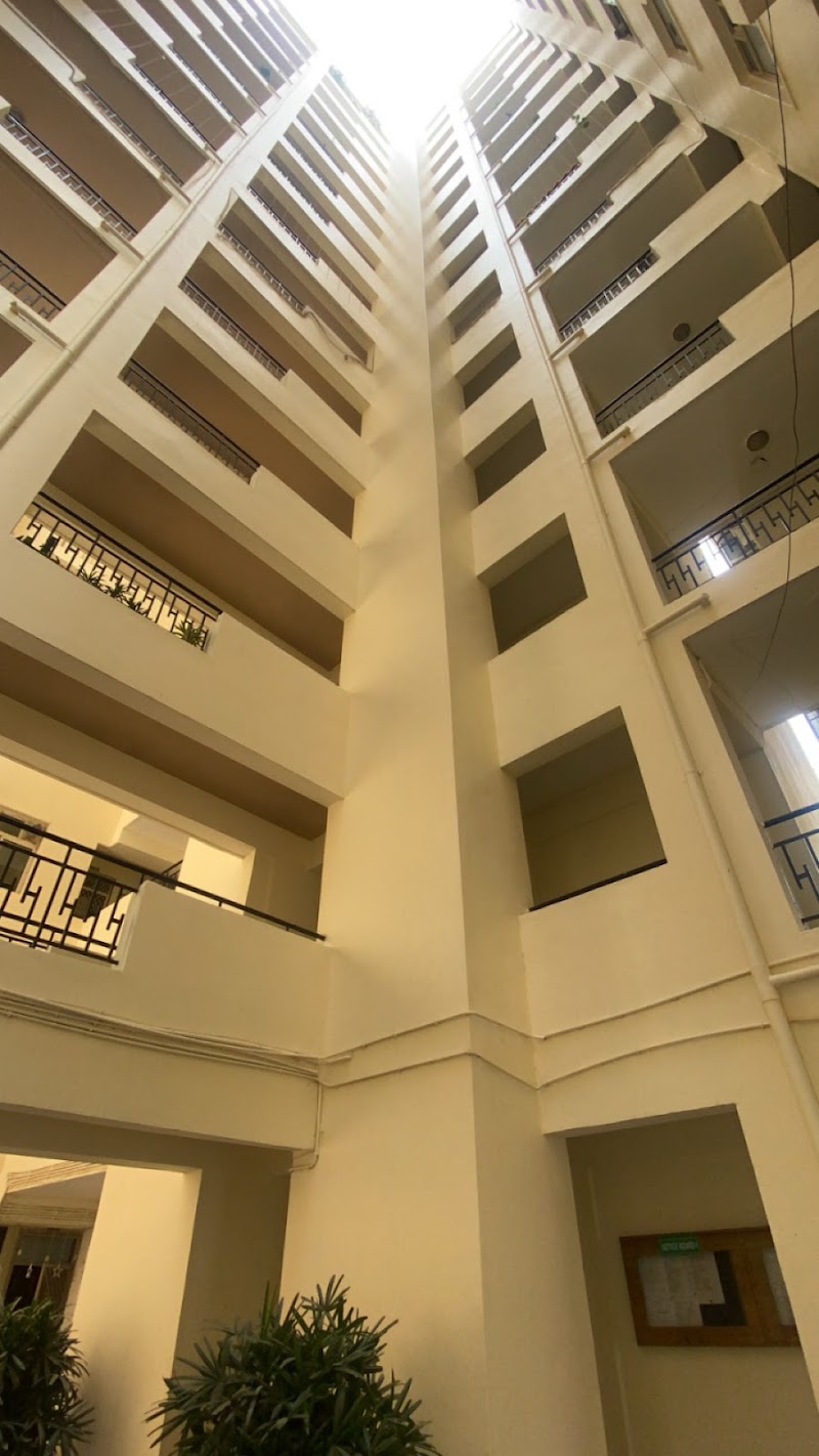 Maple Heights & Maple Crescent Club - Maple Heights & Maple Crescent Club, F32J+R83, Block C, Sushant Lok Phase I, Sector 43, Gurugram, Haryana 122009, India