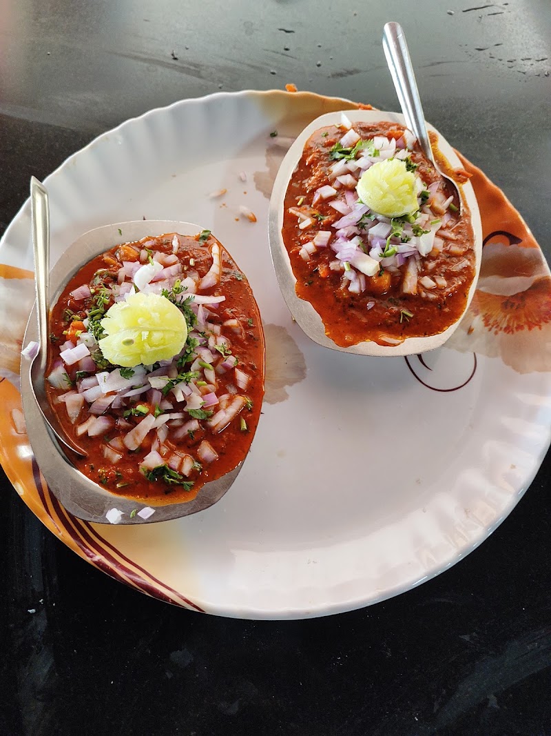 SUKHCHAIN DHABA - SUKHCHAIN DHABA, Thakur Tola, Chhattisgarh 491443, India