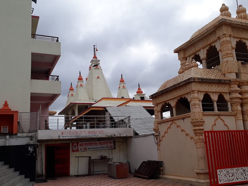 Shri 1008 Shantinath Digambar Jain Temple - Shri 1008 Shantinath Digambar Jain Temple Mondha Road, Jafar Gate, V8PP+G23, Shahgunj, Chhatrapati Sambhajinagar, Maharashtra 431001, India