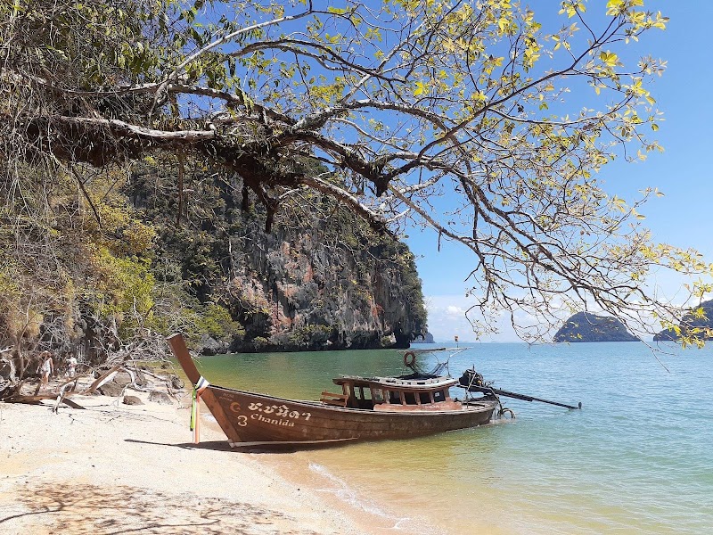 Femida Tour - Femida Tour, บ้านหินร่ม ต, Tambon Khlong Khian, Amphoe Takua Thung, Chang Wat Phang-nga 82140, Thailand