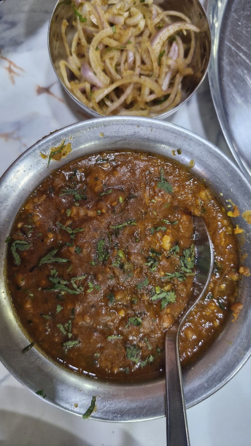 Tandoori Hut RPD - Tandoori Hut RPD 64, K 26, New Link Rd, opp. Bikaji Sweets, Old Sonal Industrial Estate, Kanchpada, Malad West, Mumbai, Maharashtra 400064, India