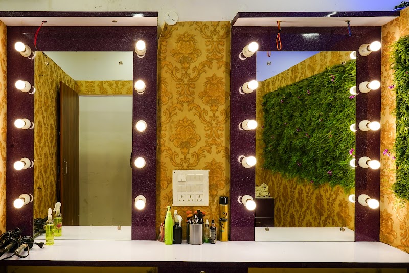 Rose & Revive unisex Salon - Rose & Revive unisex Salon, Statue Chowk, Bus Stop, NH 201, Bazarpada, Bhawanipatna, Odisha 766001, India