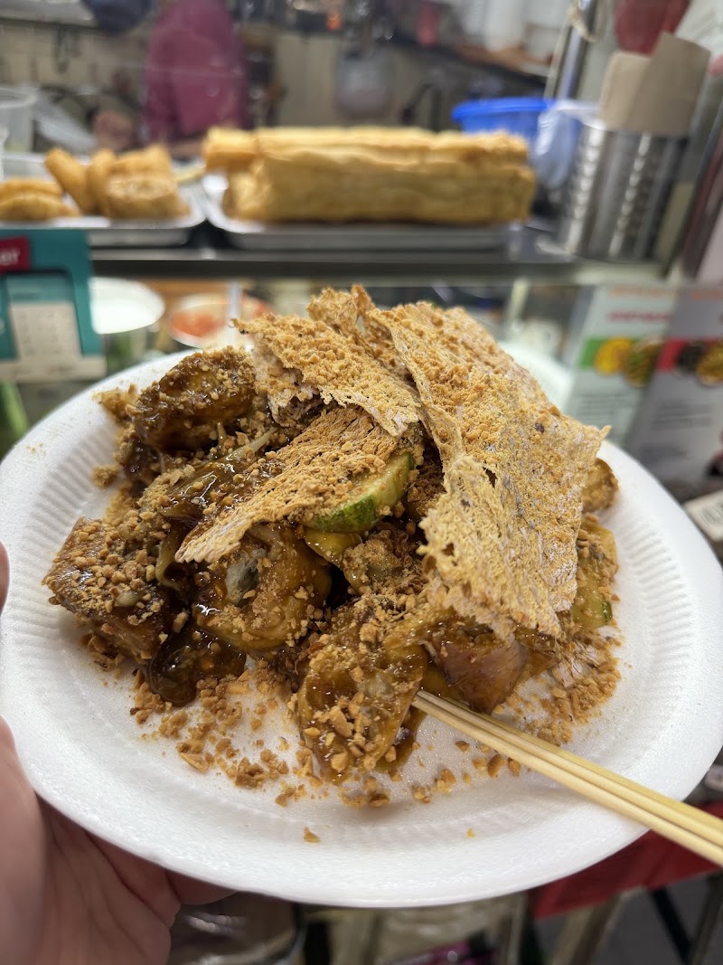 Lau Pa Sat Cooked Food - Lau Pa Sat Cooked Food 51 Old Airport Rd, #01-151, Singapore 390051
