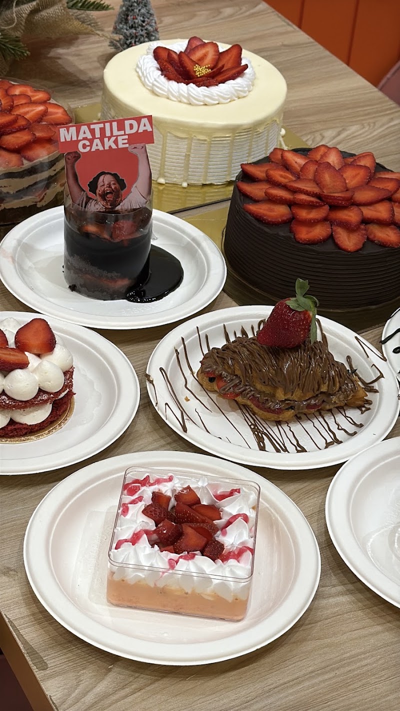 Cafe Sentiments - Cafe Sentiments sentiments, mahavir building, near people’s Gym, Malad, Evershine Nagar, Malad West, Mumbai, Maharashtra 400064, India