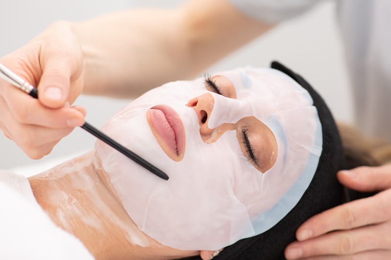 Riml Aesthetics - Riml Aesthetics bei Innsbruck AT, Unternehmerzentrum 23, 6073 Sistrans, Austria