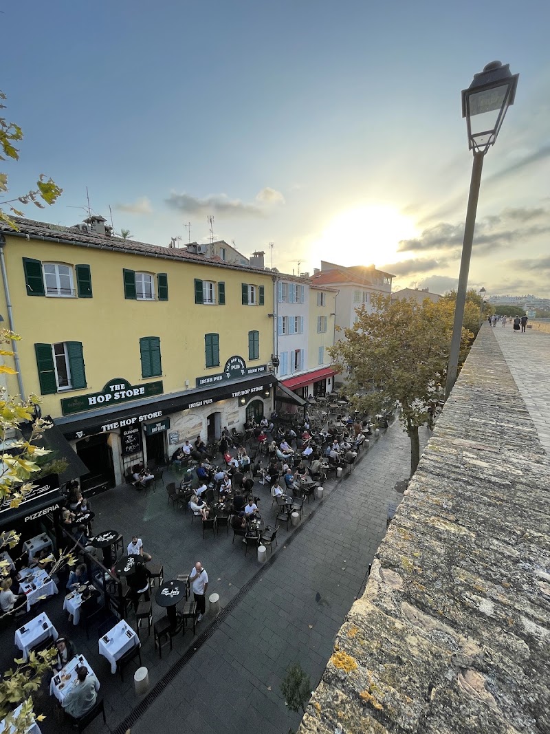 Ramparts - Ramparts 5 Prom. Courtine, 06600 Antibes, France