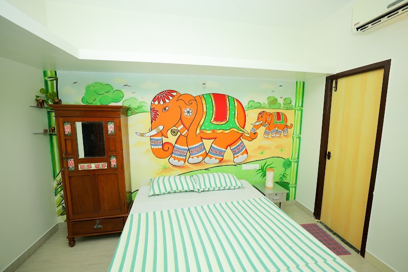 La Maison Radha - La Maison Radha 23, Thillai Maistry St, Chinnakadai, MG Road Area, Puducherry, 605001, India
