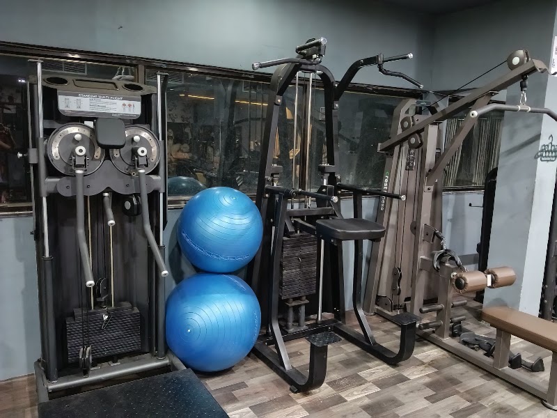 Olympia Unisex Gym Shankar Nagar Kumhari - Olympia Unisex Gym Shankar Nagar Kumhari 7G28+HHP, Shankar Nagar, Kumhari, Chhattisgarh 490042, India