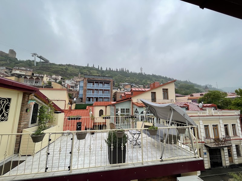 Hotel Sina - Hotel Sina N 6/9 Ovanes Tumaniani St, T'bilisi 0105, Georgia