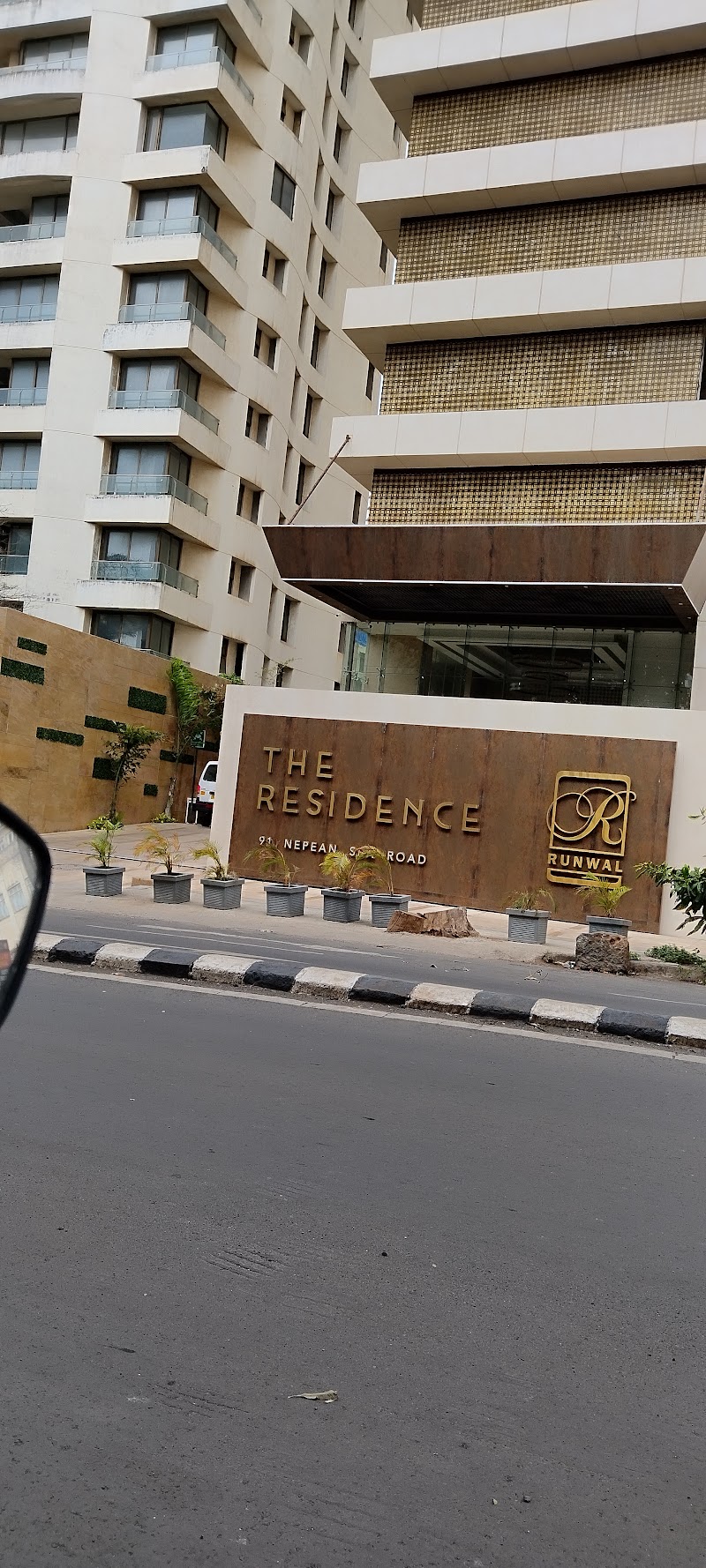 The Residence - The Residence 91, Nepean Sea Rd, near Kilachand House, Vasant Vihar, Malabar Hill, Mumbai, Maharashtra 400006, India