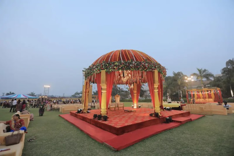 Apple Farm - Apple Farm Party Plot, Dumas Rd, near vr mall, Magdalla, Surat, Gujarat 395007, India