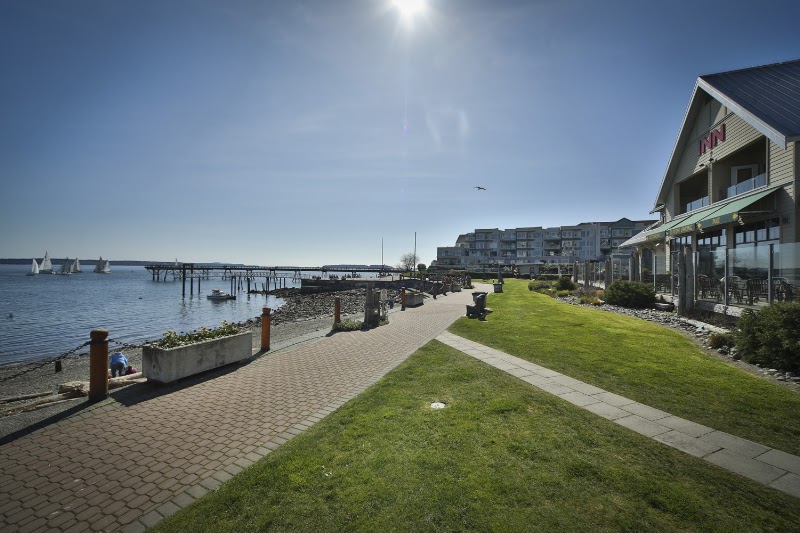 Sidney Waterfront Inn & Suites