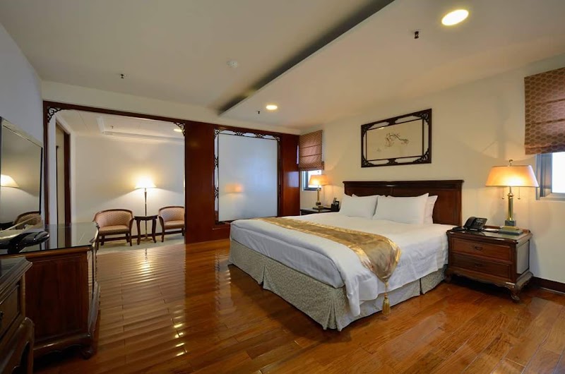 King's Paradise Hotel - King's Paradise Hotel No. 65之1號, Xinsheng Rd, Yongxing Village, Zhongli District, Taoyuan City, Taiwan 320