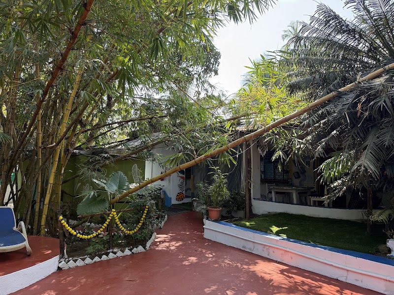 Endless Blue Hostel & Cafe Private Limited - Endless Blue Hostel & Cafe Private Limited Zor Waddo, 234, Vagator Beach Rd, near St. Anthony's Hospital, Anjuna, Goa 403509, India
