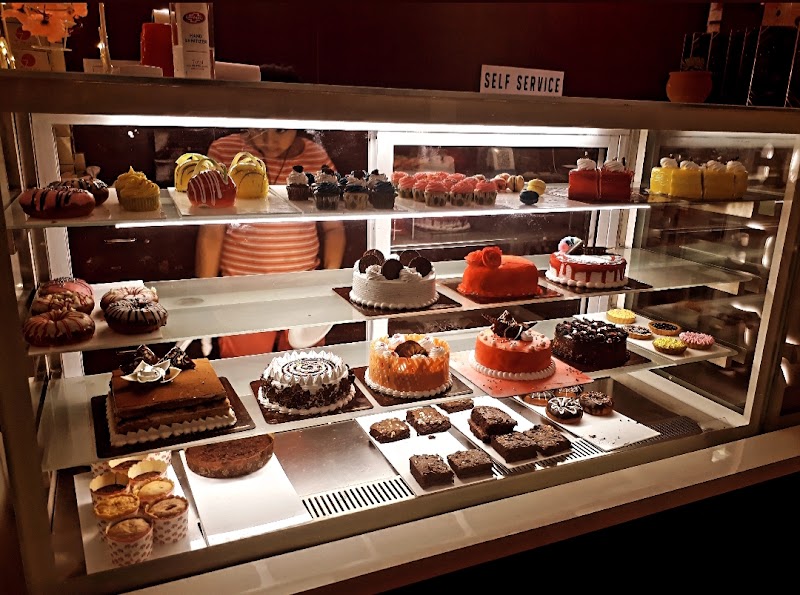 7th Heaven Cakes and Desserts - Basaweshwar Nagar - 7th Heaven Cakes and Desserts - Basaweshwar Nagar 19/A, 1st Main Rd, 3rd Block, West Of Chord Road, 3rd Stage, Basaveshwar Nagar, Bengaluru, Karnataka 560079, India