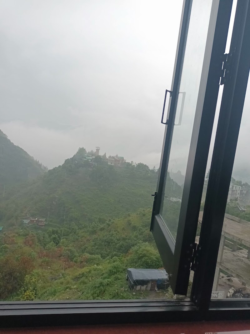 River Grand Resort - A Peaceful Stay Kempty Fall Mussoorie - River Grand Resort - A Peaceful Stay Kempty Fall Mussoorie F2VH+CMX, Lakhwad, Kempty, Ram Gaon, Kandi Baglon Ki, Uttarakhand 248179, India