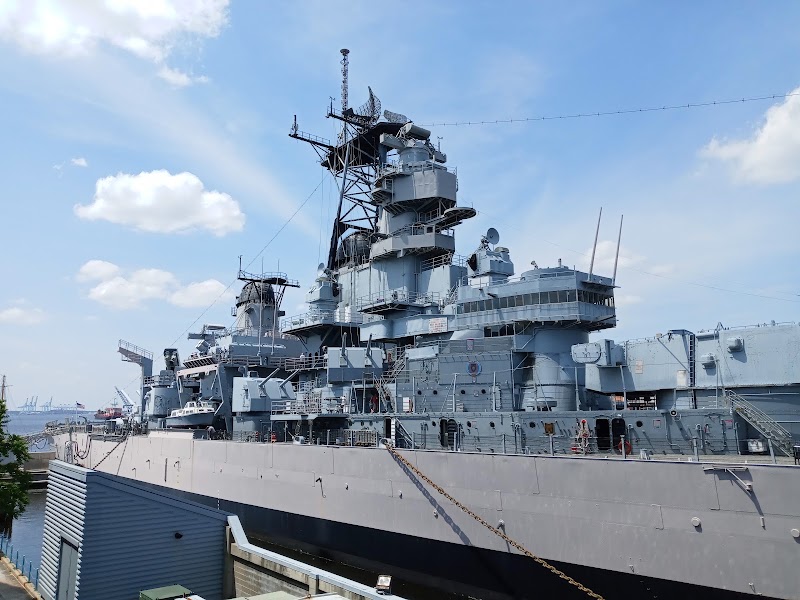 Hampton Roads Naval Museum