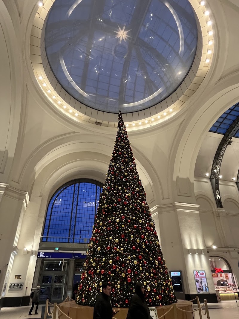 Hauptbahnhof - Hauptbahnhof 01069 Dresden, Germany