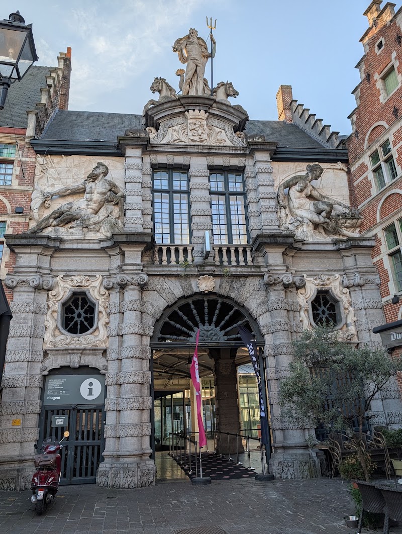 Tourist Information Center—Visit Gent - Tourist Information Center—Visit Gent, Sint-Veerleplein 5, 9000 Gent, Belgium