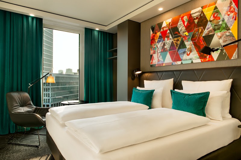 Hotel Motel One Frankfurt-Römer - Hotel Motel One Frankfurt-Römer, Berliner Str. 55, 60311 Frankfurt am Main, Germany