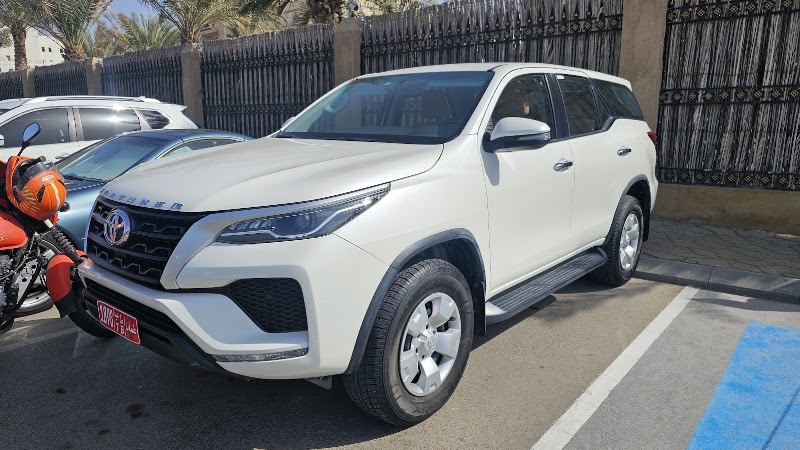 Alamo Rent A Car - Muscat Airport - Alamo Rent A Car - Muscat Airport, Pc130, Sultan Qaboos Rd, Sib 111, Oman