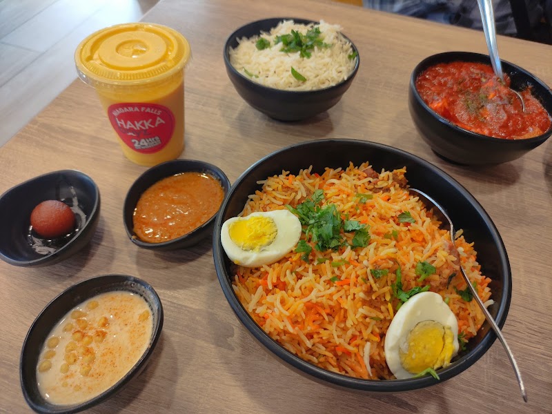 Dosa Boyz/Hakka Boyz - Dosa Boyz/Hakka Boyz 5717 Lewis Ave, Niagara Falls, ON L2G 3R8, Canada
