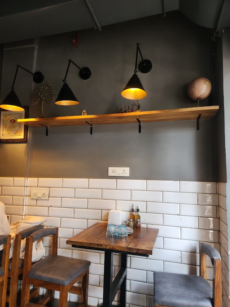 Grotto - Pizzeria|Coffee Shop - Grotto - Pizzeria|Coffee Shop SF - 090, First floor, Galleria Market, Sector 28, DLF Phase IV, Gurugram, Haryana 122009, India