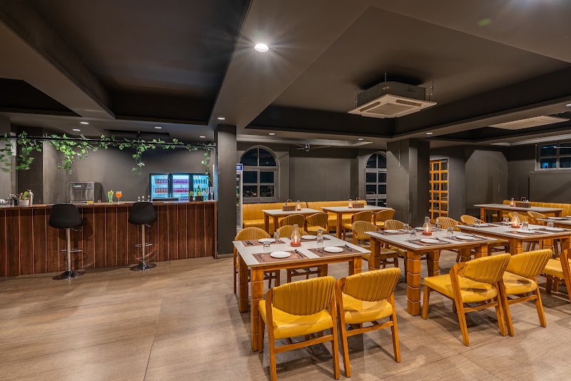Perfectstayz Premium Udaipur By The Lake - Perfectstayz Premium Udaipur By The Lake, Goverdhan sagar lake, near and, Goverdhan Villas, Sector 14, Hiran Magri, Udaipur, Gordhan Vilas Rural, Rajasthan 313001, India