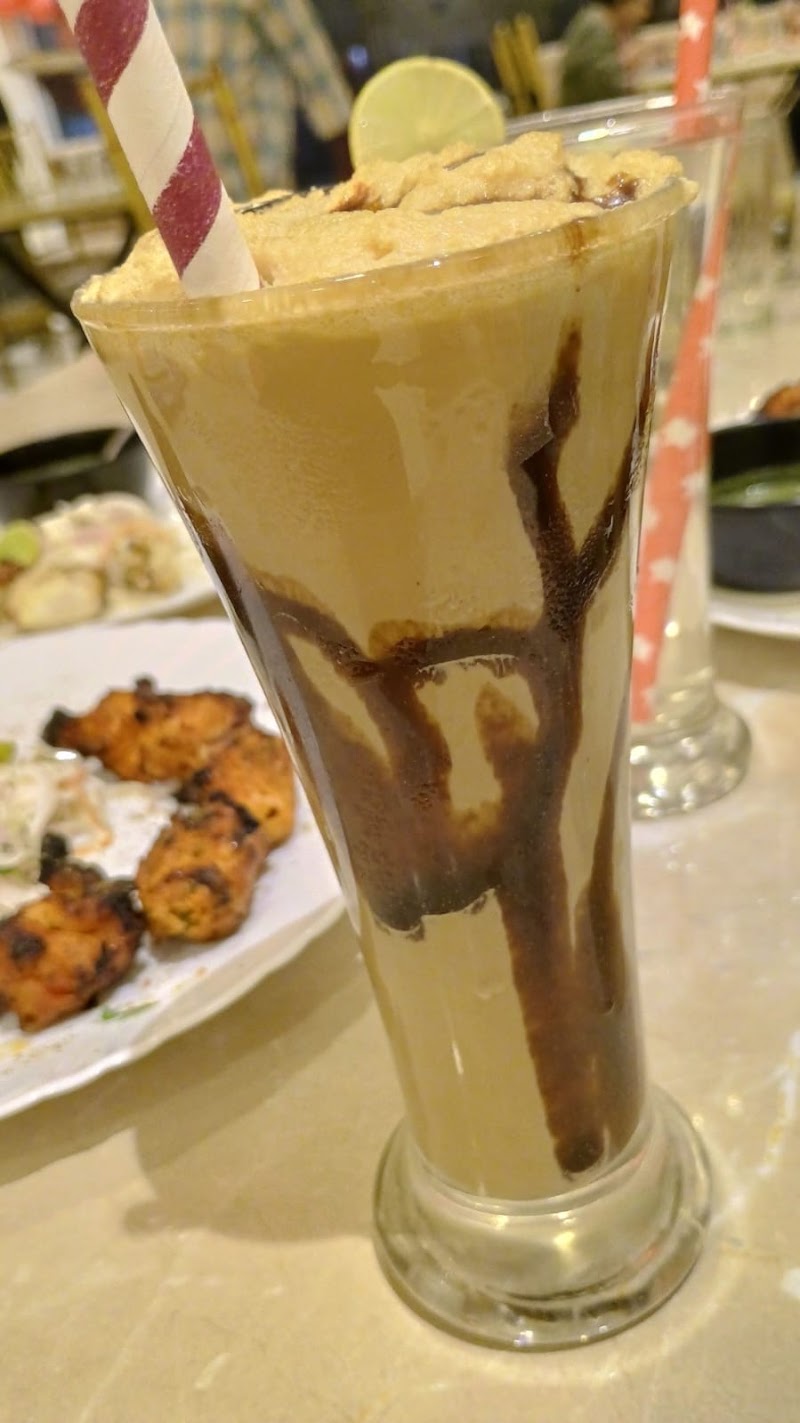 Param’s Cafe and Resto - Param’s Cafe and Resto 626, near Arya Kanya Chauraha, Gaughat, Mutthi Ganj, Prayagraj, Uttar Pradesh 211003, India