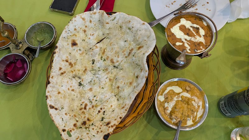 Ganesh Indian Restaurant Cat Ba - Ganesh Indian Restaurant Cat Ba, 171 Một Tháng Tư, Cát Hải, Hải Phòng, Vietnam