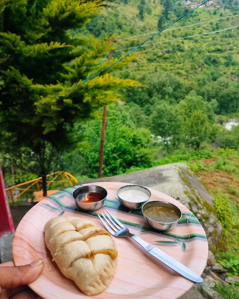 Tirthan Valley Tara Homestay - Tirthan Valley Tara Homestay Village, Faryadi Po, Teh, Gushaini, Himachal Pradesh 175123, India