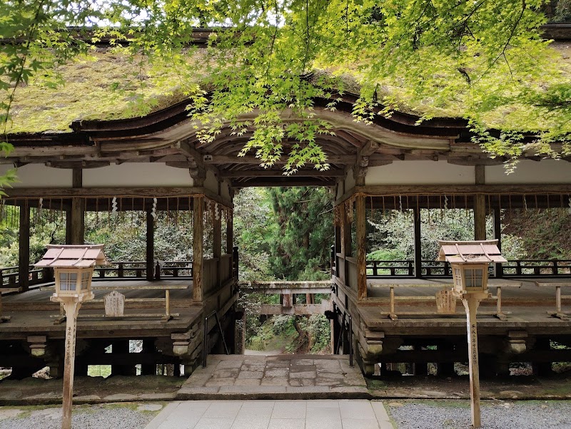 Yuki Shrine - Yuki Shrine 1073 Kuramahonmachi, Sakyo Ward, Kyoto, 601-1111, Japan