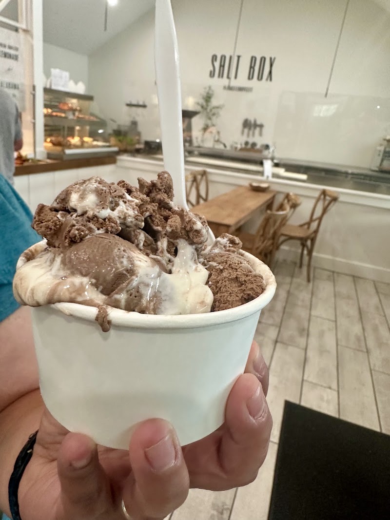 THE SALT BOX - THE SALT BOX, 5840 Easton Rd, Doylestown, PA 18902, USA