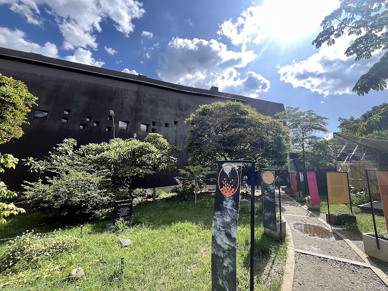 Memory House Museum - Memory House Museum, Parque Bicentenario, Cl. 51 #36-66, La Candelaria, Medellín, Antioquia, Colombia