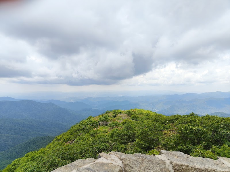 Craggy Pinnacle Trail - Craggy Pinnacle Trail 3641 Blue Ridge Pkwy, Barnardsville, NC 28709, USA