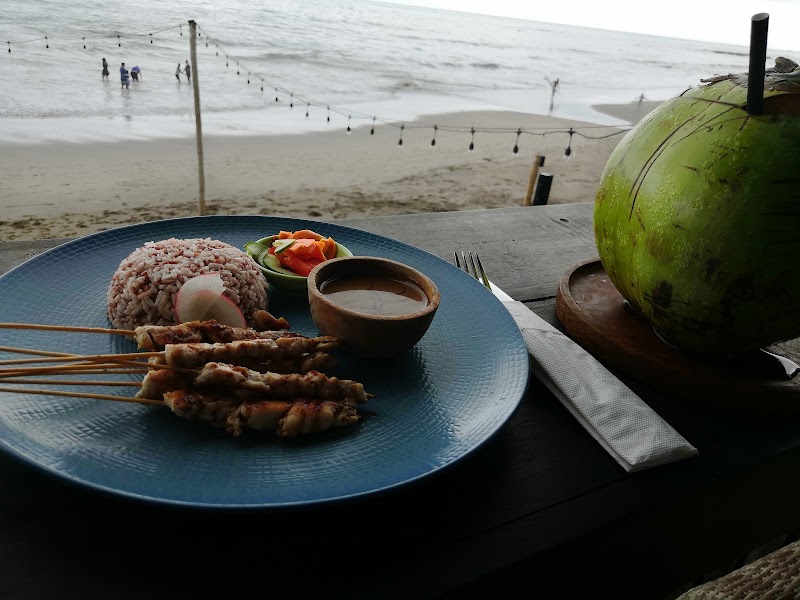 Kama Bar - Kama Bar 84RH+CVM, Jl. Pantai Batu Bolong, Canggu, Kec. Kuta Utara, Kabupaten Badung, Bali, Indonesia
