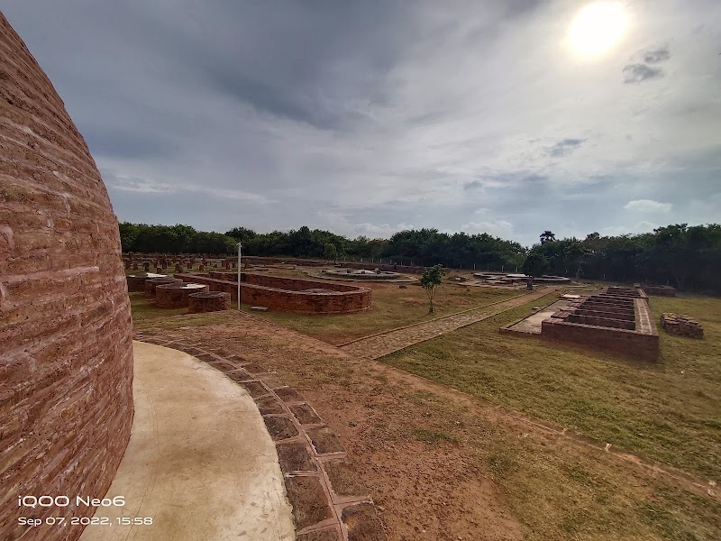 Thotlakonda Buddhist Monastery - Thotlakonda Buddhist Monastery, RCH5+CM3, Kapuluppada, Andhra Pradesh 531163, India