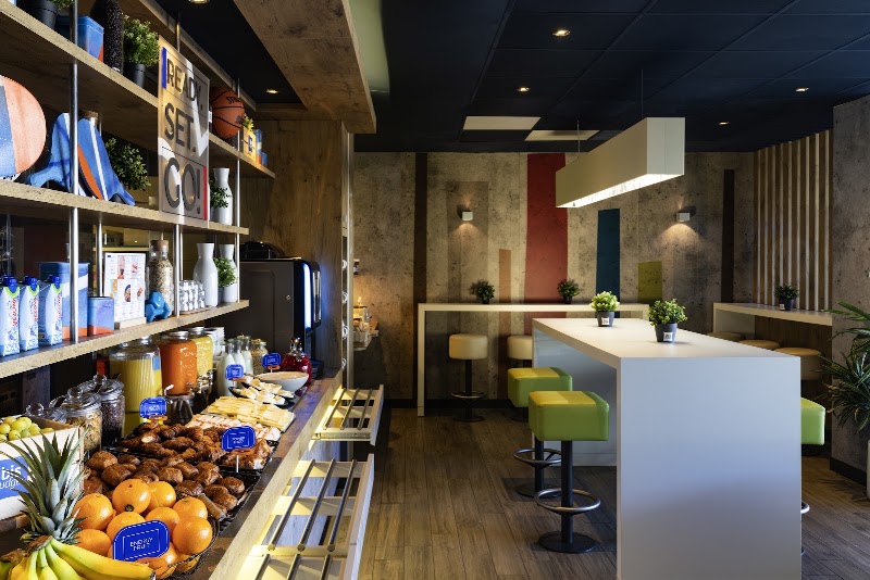 ibis budget Aeropuerto Barcelona Viladecans - ibis budget Aeropuerto Barcelona Viladecans Carretera de Barcelona, 82, Parcela E 1, 08840 Viladecans, Barcelona, Spain