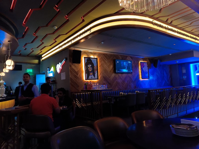 Striker Privè - Striker Privè Shop No. 122, First Floor, The Walk, Worldmark 4, Sector 65, Gurugram, Haryana 122101, India